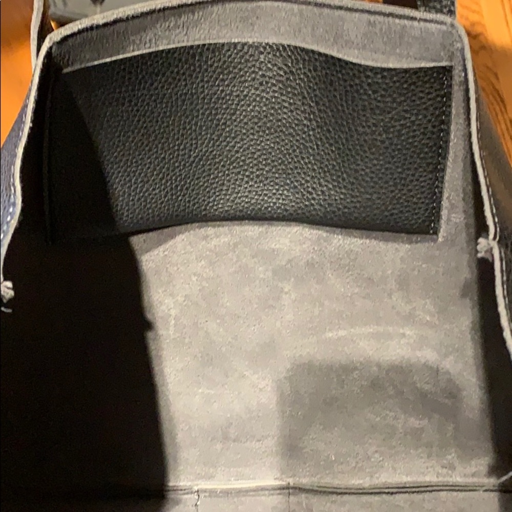 TOTE - Picture 4 of 4
